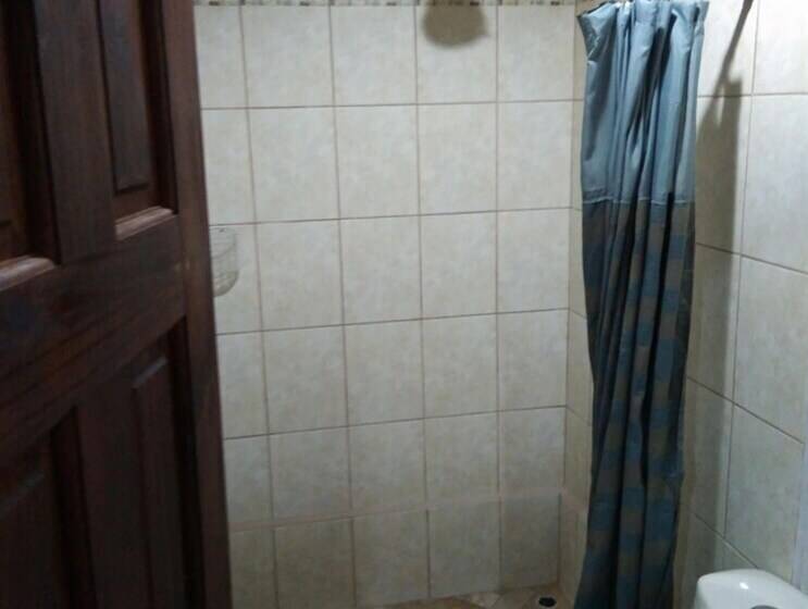 اتاق خانوادگی با چشمانداز باغ, Casita Happy Feet And Tours Corcovado