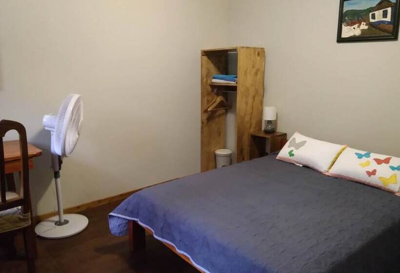 اتاق خانوادگی با چشمانداز باغ, Casita Happy Feet And Tours Corcovado