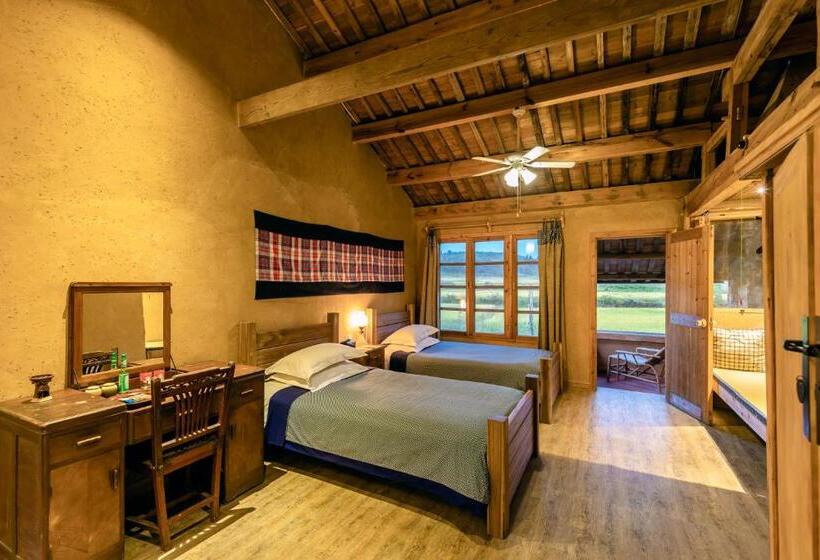 חדר סטנדרט עם מרפסת, Pig S Inn Bishan Oil Factory