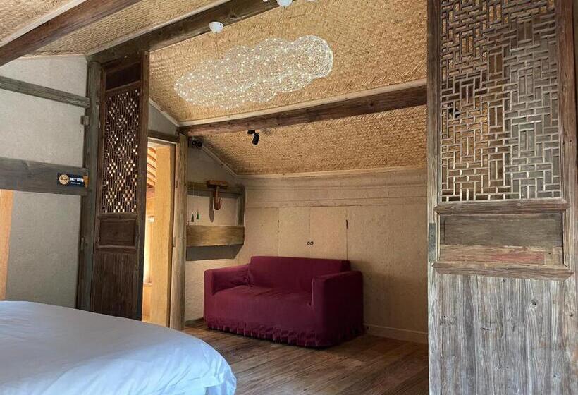 סוויטת דופלקס, Pig S Inn Bishan Oil Factory