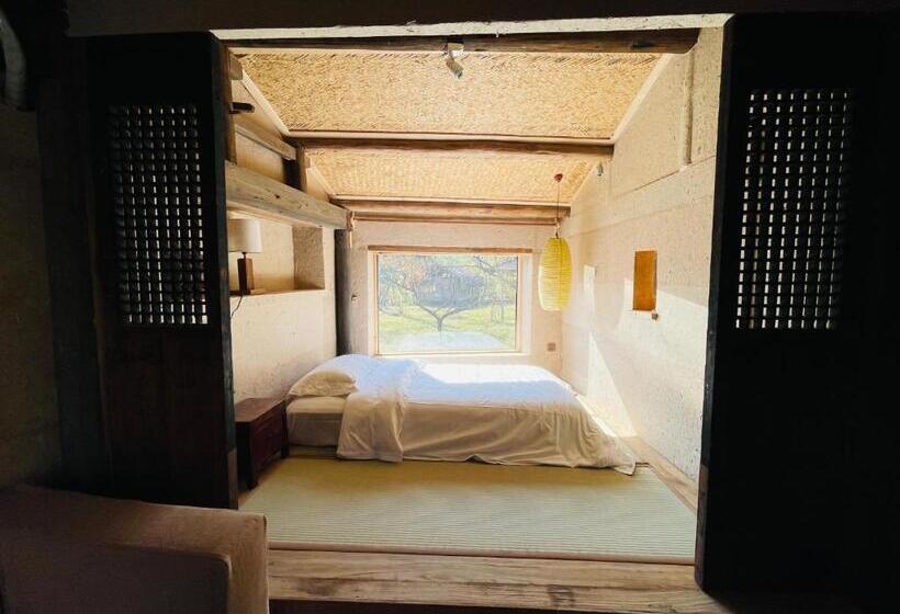 חדר משפחתי נוף להרים, Pig S Inn Bishan Oil Factory