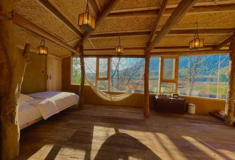 חדר סטנדרט לשלושה עם טרסה, Pig S Inn Bishan Oil Factory