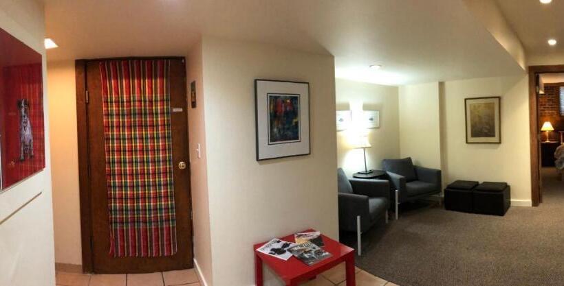 شقة غرفة واحدة, Portland International Guesthouse