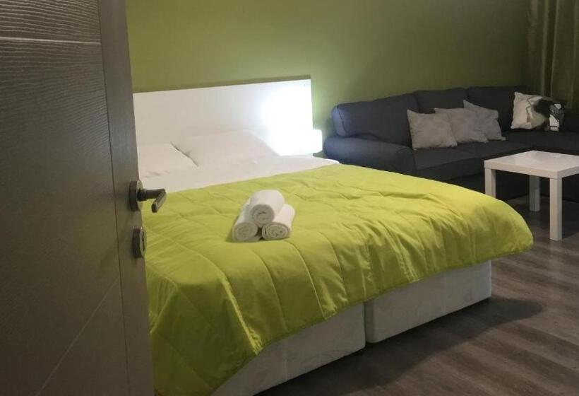 Номер Deluxe с Балконом, Terra Guest House