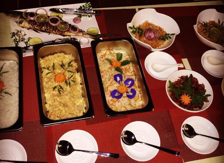 Pokój Rodzinny, Noomuraka Inn