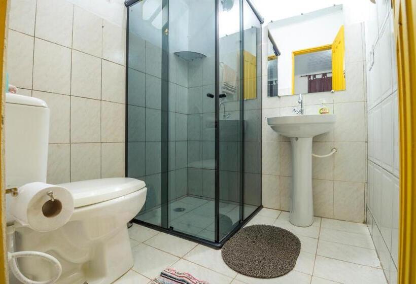 חדר סטנדרט לארבעה, Pousada Lakshmi