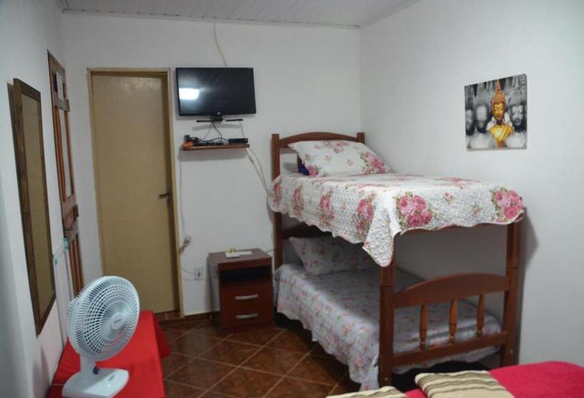 חדר סטנדרט לארבעה, Pousada Lakshmi