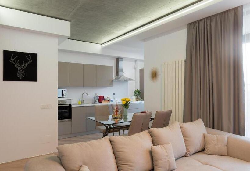 Apartamento Superior 2 Dormitorios con Vistas, Novum Apart