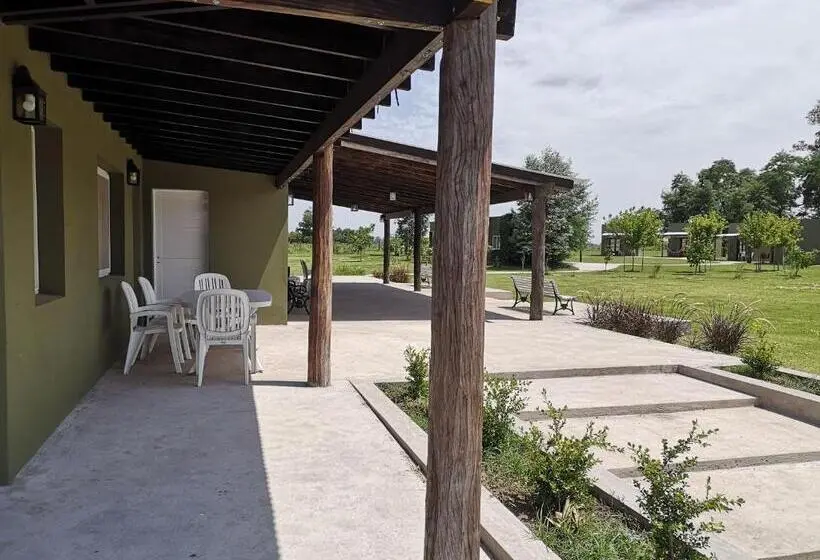 Perhebungalow, Hostel De Campo La Providencia