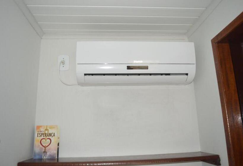 اتاق لوکس چهار تخته, Pousada Paraíso