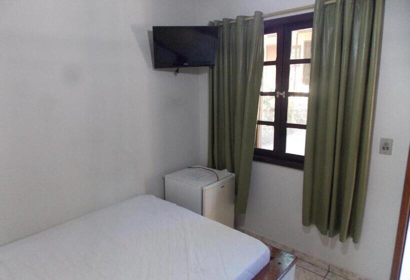 اتاق لوکس چهار تخته, Pousada Paraíso