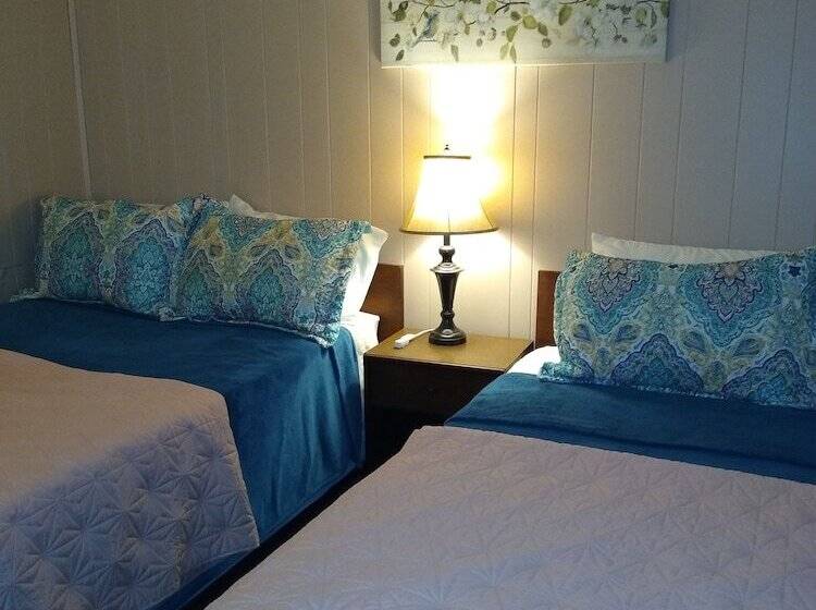 Háromágyas Standard Szoba, Rest Stop 6 Inn