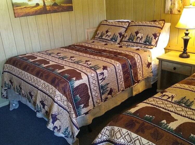 Háromágyas Standard Szoba, Rest Stop 6 Inn