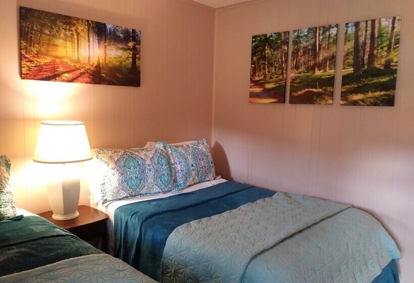 Háromágyas Standard Szoba, Rest Stop 6 Inn