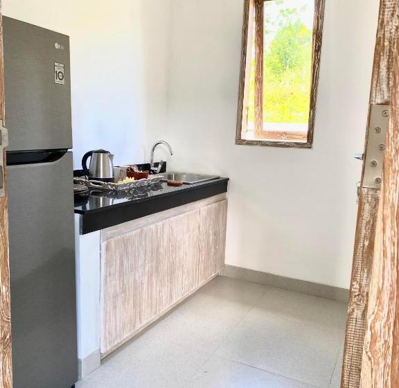 스위트, Alamdhari Resort And Spa