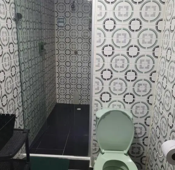 اتاق استاندارد سه نفره, Costana   Hostal