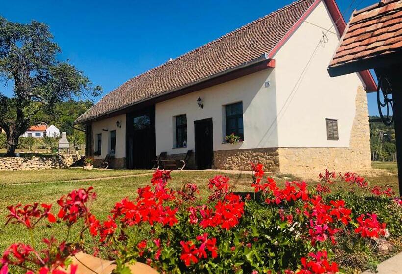 带2个卧室的公寓, édenkert Vendégházak