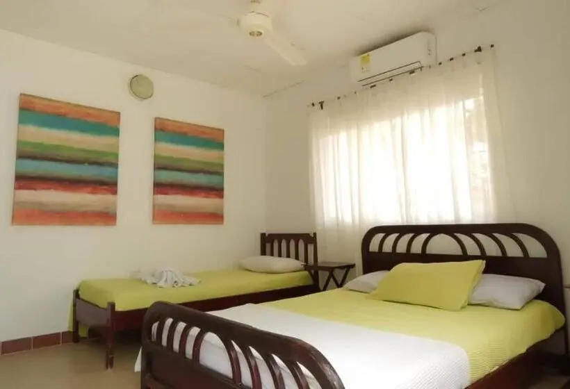 スタンダードルーム, Hostal Del Mar   Tolu