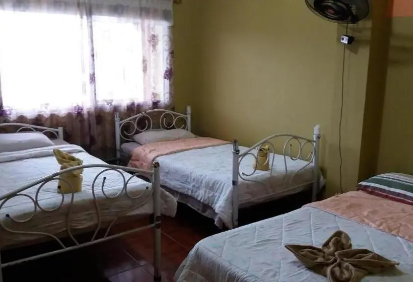 اتاق راحتی سه تخته, Hostal Dorys Mar