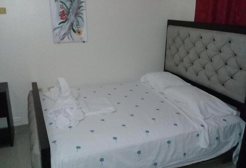 اتاق لوکس, Hostel Quintonido