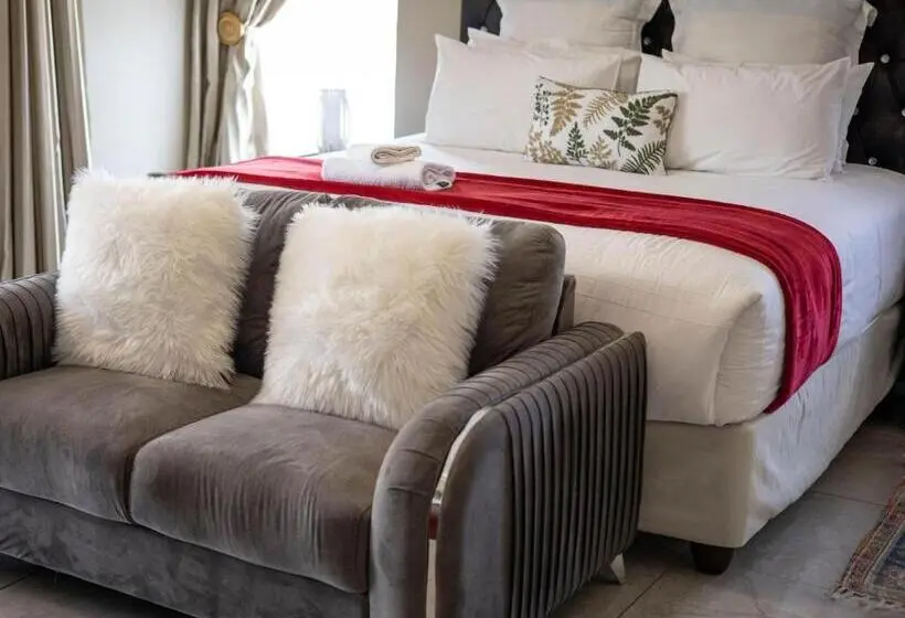سوئیت پرزیدنت, Khutso Boutique
