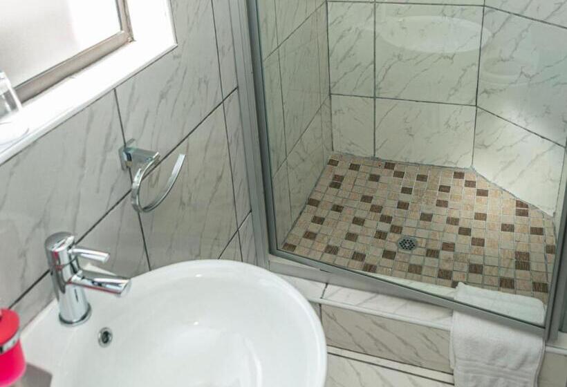 总统套房, Khutso Boutique