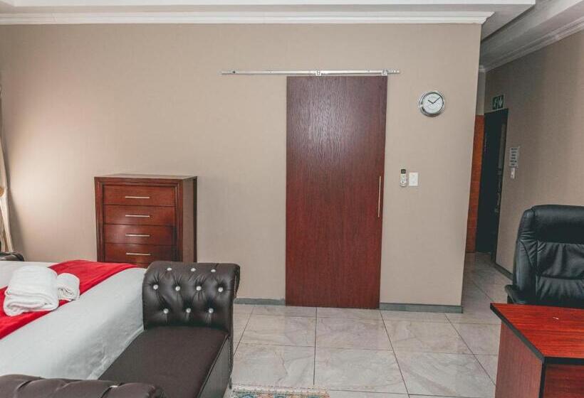 总统套房, Khutso Boutique