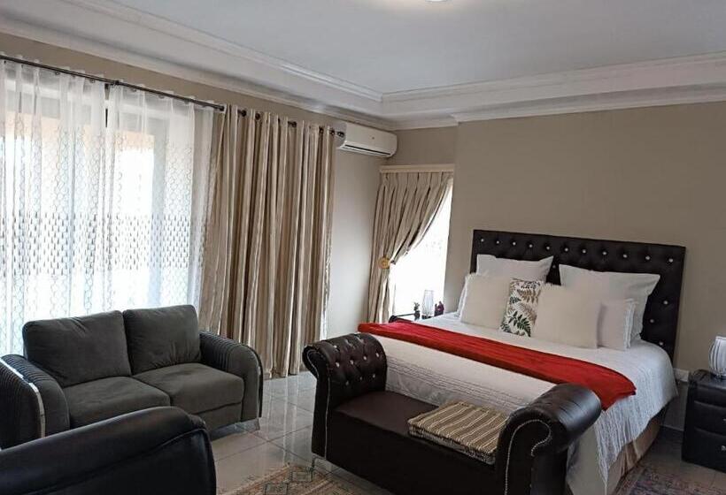 总统套房, Khutso Boutique