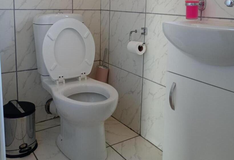 Президентский Люкс, Khutso Boutique