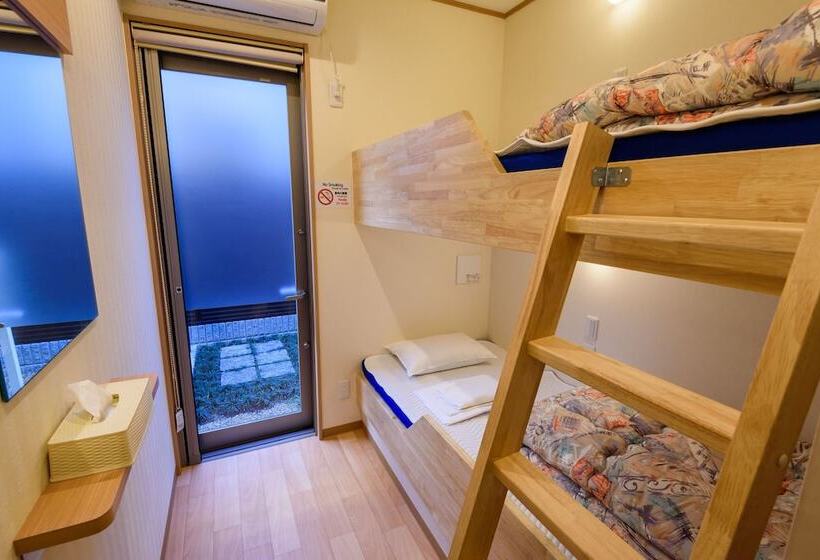 Номер Стандарт, Kyoto Tsukiusagi   Hostel