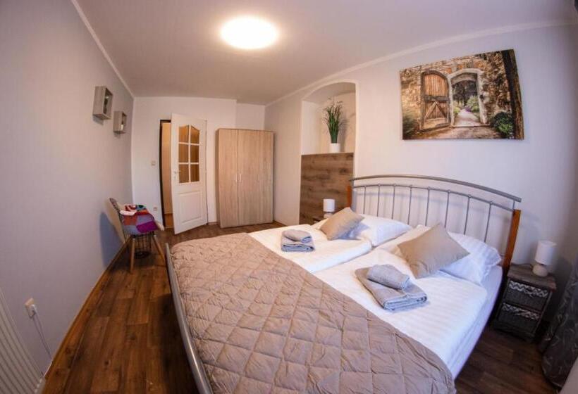 Люкс 2 Спальни, Penzion Pohoda