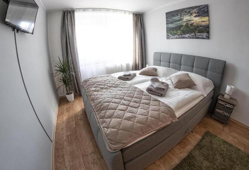 Апартаменты 2 Спальни, Penzion Pohoda
