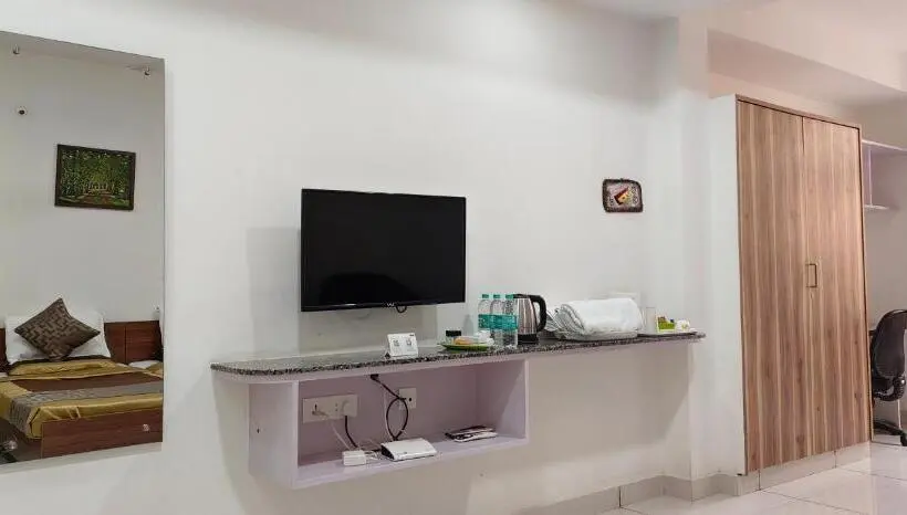 Superior Kolmen Hengen Huone, Sugamya Corner Guesthouse