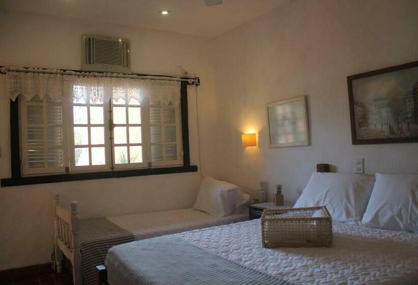 اتاق لوکس خانوادگی, Aquarius Osteria