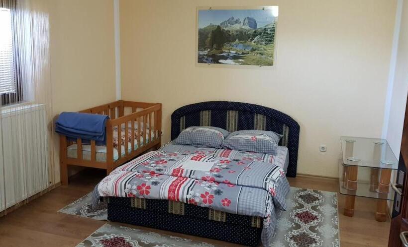 اتاق استاندارد, Pansion Renata