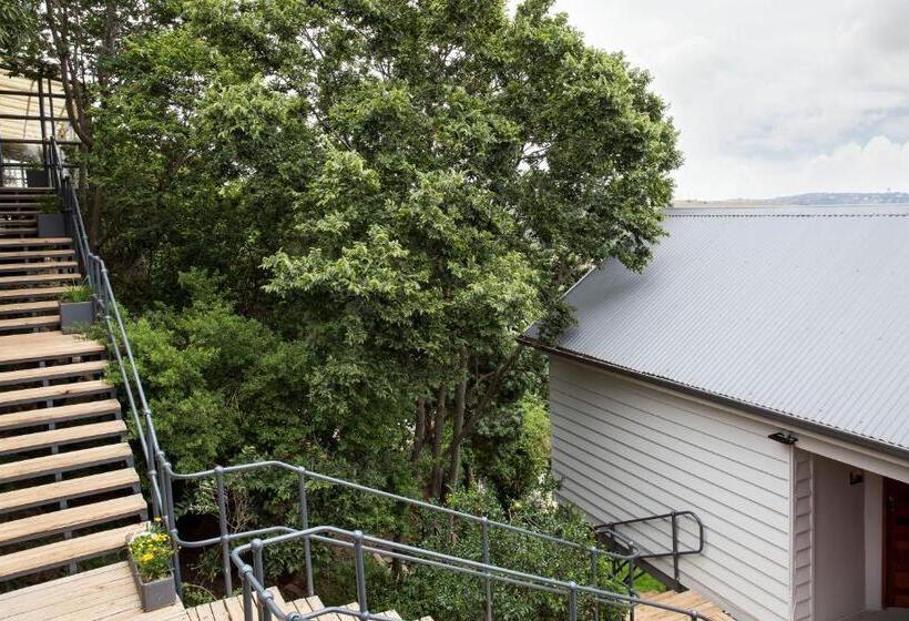 标准间内部标间, Pablo House