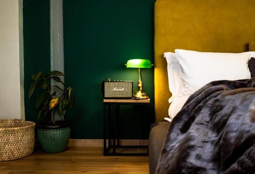 豪华房间, Pablo House