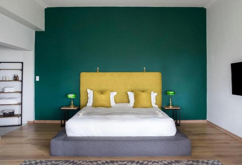 豪华房间, Pablo House