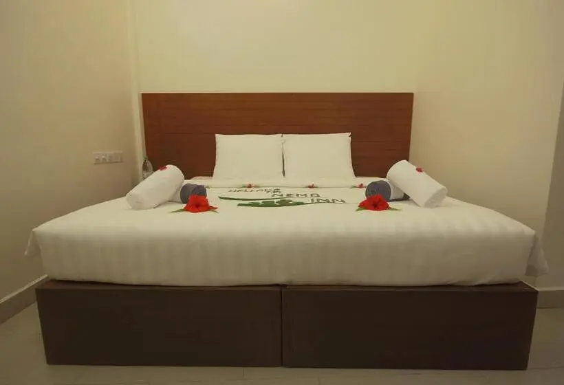 اتاق استاندارد, Nemo Inn