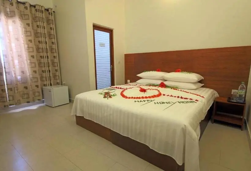 اتاق لوکس با چشمانداز دریا, Nemo Inn