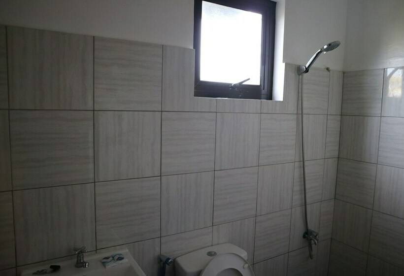 اتاق اکونومی, Baler Fiore Del Mare