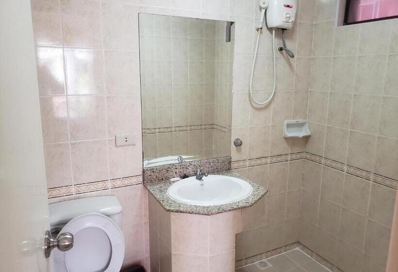 Номер Стандарт, Everybody S Inn