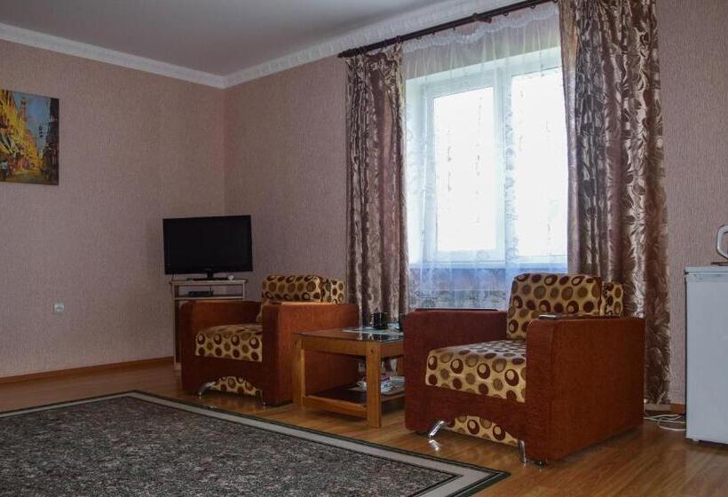 סוויטת ג'וניור משפחתית, Mini Hotel Furmi