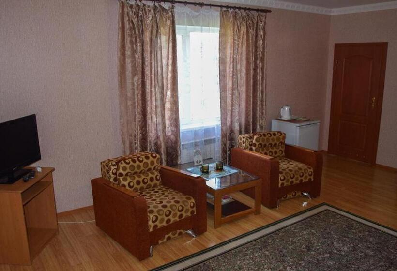 סוויטת ג'וניור משפחתית, Mini Hotel Furmi