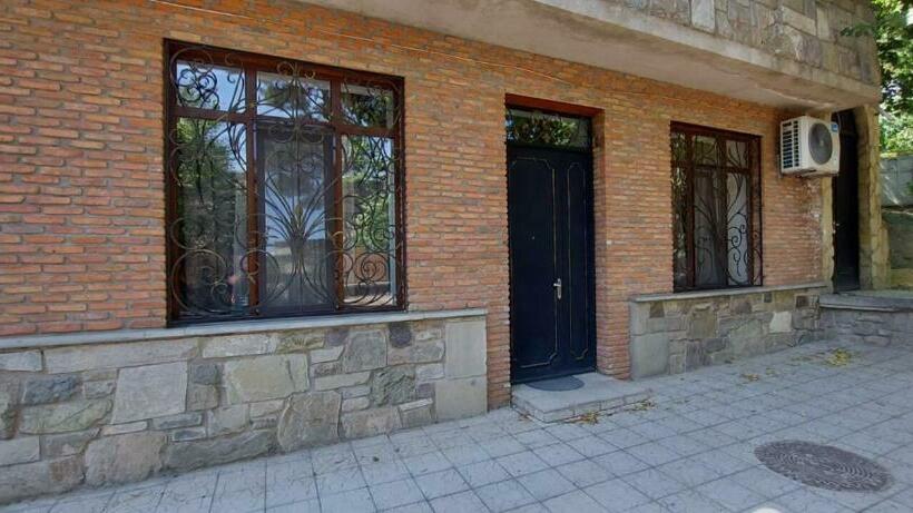 اتاق لوکس خانوادگی, Florencia