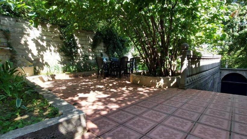 آپارتمان 1 خوابه با چشم‌انداز باغ, Florencia