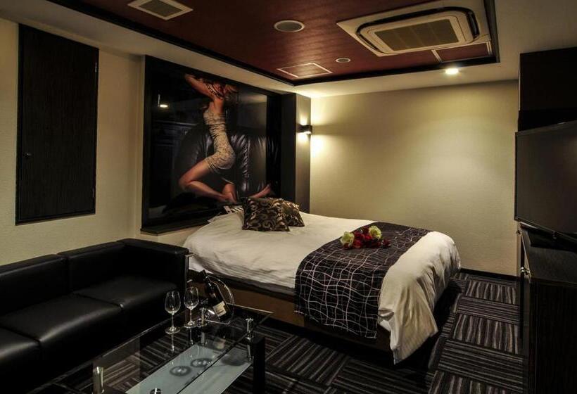 スタンダードルーム, Grande