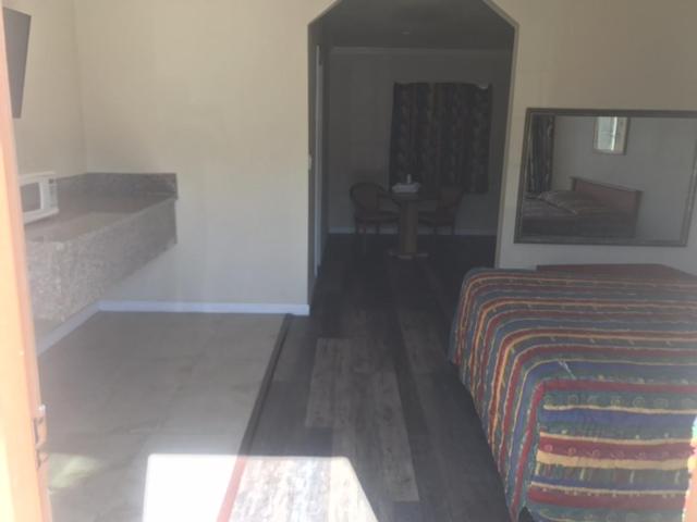 غرفة قياسية سرير كينج, Galleria Inn Montclair/ontario