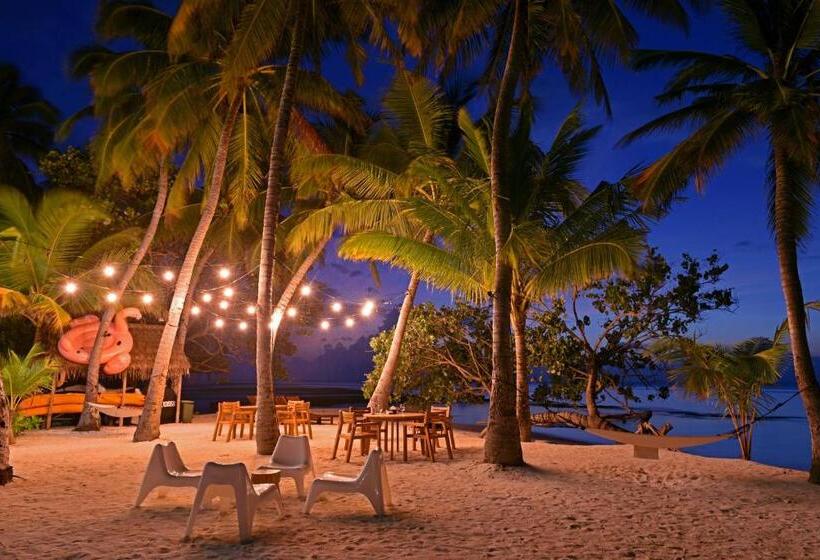 اتاق لوکس با چشم‌انداز دریا, Veli Vilaa