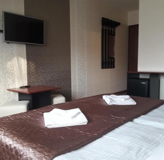 Номер Стандарт, Csillag Panzió